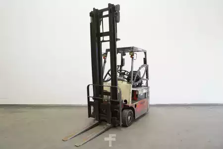 Sähkö - 3 pyör 1999  Nissan N01L15U (1)