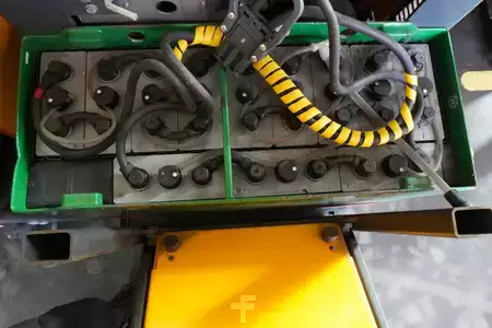 Commissionatori orizzontali 2011  Jungheinrich ECE320SH (5)