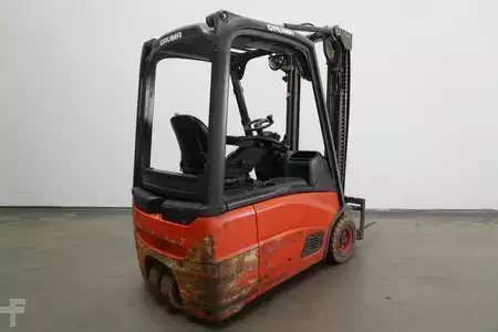 Elektrisk- 3 hjul 2008  Linde E 16 386 (2)