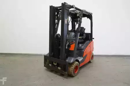 Gázüzemű targoncák 2019  Linde H 18 T EVO 391-00 (1)