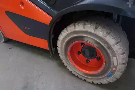 Gázüzemű targoncák 2019  Linde H 18 T EVO 391-00 (6)