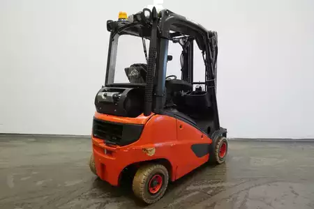 Gázüzemű targoncák 2019  Linde H 18 T EVO 391-00 (2)