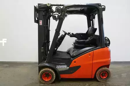 Gázüzemű targoncák 2019  Linde H 18 T EVO 391-00 (4)