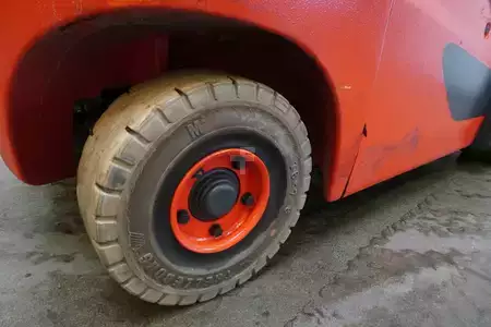 Gázüzemű targoncák 2019  Linde H 18 T EVO 391-00 (5)