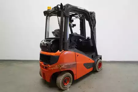 Gázüzemű targoncák 2019  Linde H 18 T EVO 391-00 (2)