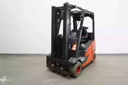Gázüzemű targoncák 2019  Linde H 18 T EVO 391-00 (1)