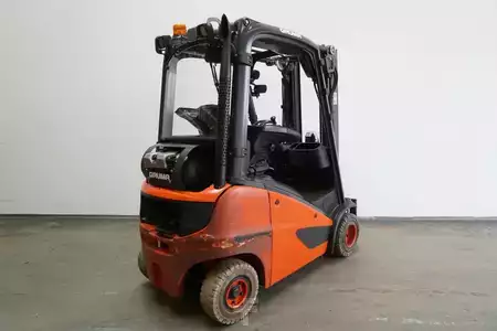 Gázüzemű targoncák 2019  Linde H 18 T EVO 391-00 (2)
