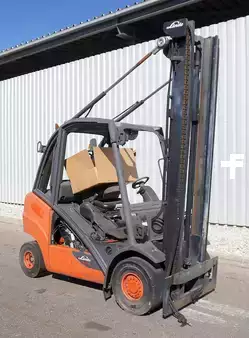 Dieseltrukki 2013  Linde H 25 D/600 EVO 393-02 (1)