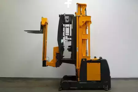 Schmalgangstapler 2011  Jungheinrich EKX513 (4)