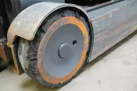 Carretilla retráctil 2019  Linde R 25 1120 (7)