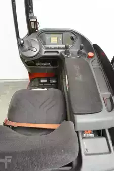 Carretilla retráctil 2019  Linde R 25 1120 (3)