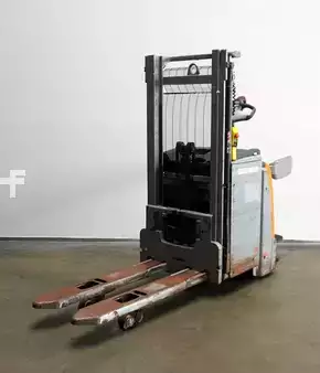 Pallet Stackers 2020  Still EXV-SF 14i (2)