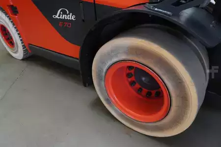 4-wiel elektrische heftrucks 2022  Linde E 70 1279 (8)