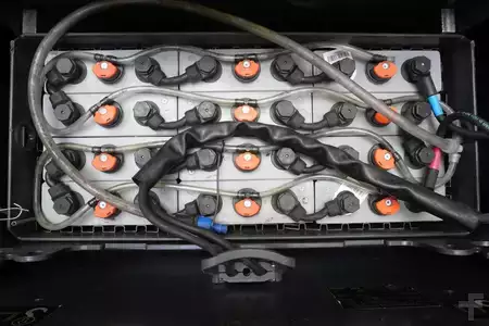 Stacker stå på 2021  Linde T 20 SP 131 (5)