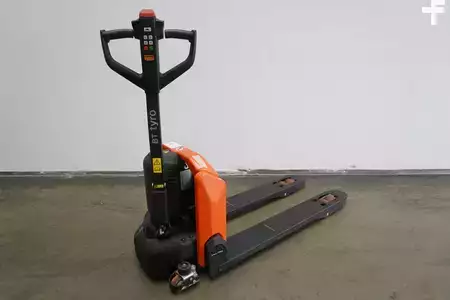 Transpaleta eléctrica 2019  Toyota LHE130 (1)
