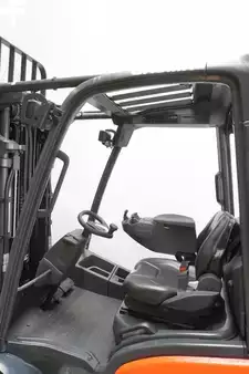 Wózki gazowe 2023  Linde H 25 T 1202 (4)