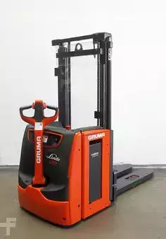 Magasemelésű béka 2021  Linde L 20 i 1173 (1)