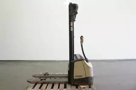 Pallestabler 2015  Crown WF 3000-1.2TL (3)