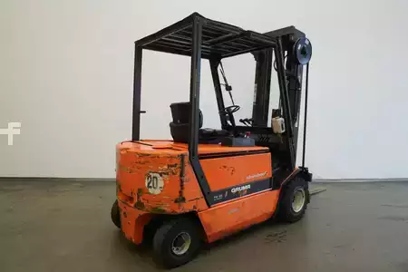 Eléctrico - 4 rodas 2001  Steinbock Boss PE-D25 (2)