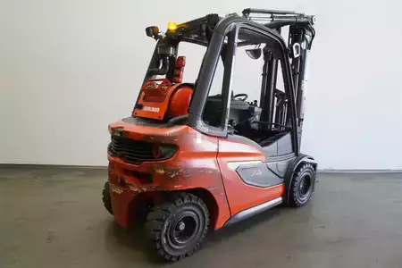 Wózki gazowe 2021  Linde H 25 T 1202 (2)