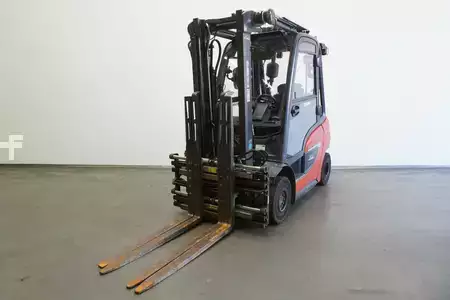 Wózki gazowe 2021  Linde H 25 T 1202 (1)