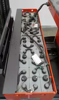 4-kierunkowe Reach Trucki 2021  Linde R 25 F 8923 (5)