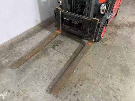 Dieselový VZV 2015  Linde H 18 D EVO 391-00 (8)
