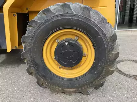 Chariots élévateurs tout terrain 2013  JCB 940-4 (9)