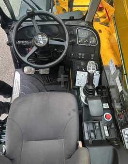 Telescopic forklift rigid 2021  JCB 540-180 HiViz (3)