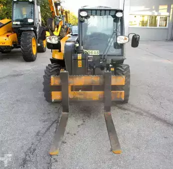 Teleskopstapler-Starr 2022  JCB 516-40 (1)