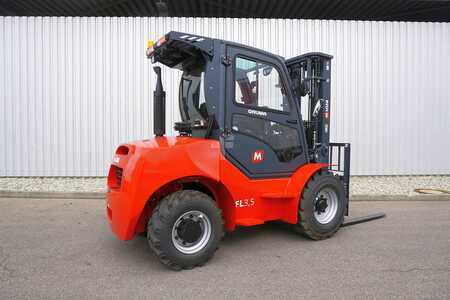 Dieseltrukki 2025  Magni FL3,5 (2)