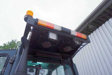 Dieseltrukki 2025  Magni FL3,5 (9)