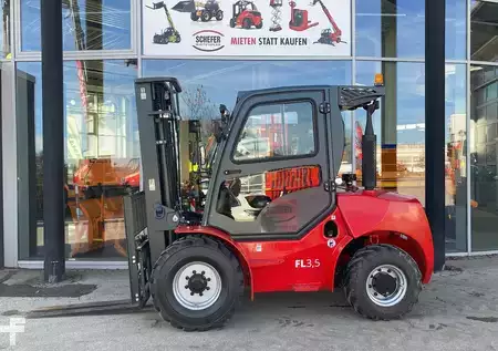 Terrenggående gaffeltruck 2025  Magni FL3,5 (4)