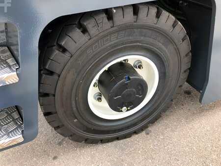 Kylkitrukki 2022  Combilift C5000 FWSL (6)