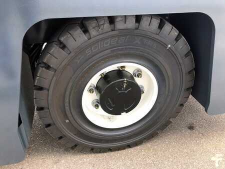 Kylkitrukki 2022  Combilift C5000 FWSL (7)