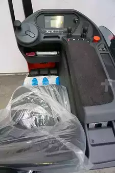 Reach Truck 2023  Linde R 16 HD 1120 (5)