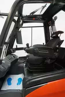 Chariots électriques à 4 roues 2023  Linde E 30/600 H 1252 (4)