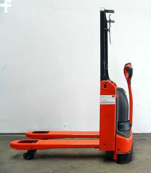 Nízkozdvižný vozík 2023  Linde T 14 ION 1155-00 (4)