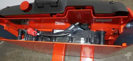 Nízkozdvižný vozík 2023  Linde T 14 ION 1155-00 (5)