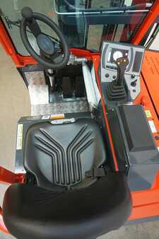 4 vejs reachtruck 2023  Combilift CBE3000 (3)