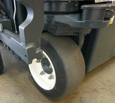 4 vejs reachtruck 2023  Combilift CBE3000 (8)