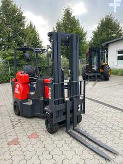 VZV pro práci v úzk.uličkách-retrakt 2018  Combilift C20SE (11)