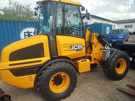 Autres 2023  JCB JCB 407 (10)