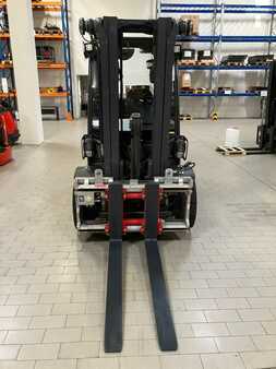 Chariots élévateurs diesel 2024  Linde H35D (8)