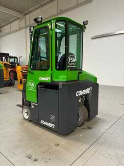 Čtyřcestný vysokozdvižný vozík 2023  Combilift CBE3000 (3)