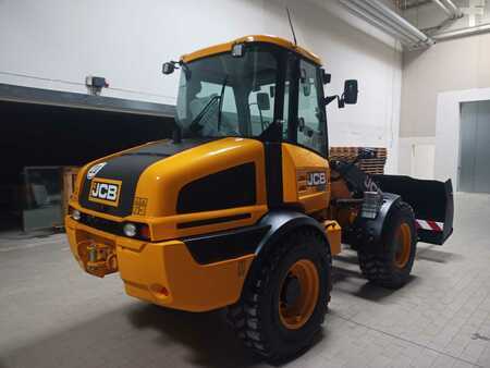Ostatní 2024  JCB 409 (13)