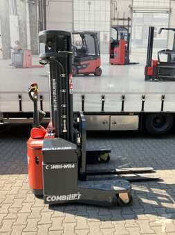 Four-way trucks 2023  Combilift WR4 (3)