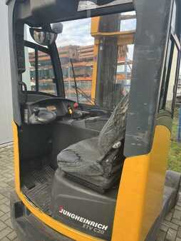 Retraky 2011  Jungheinrich ETV C20 (4)