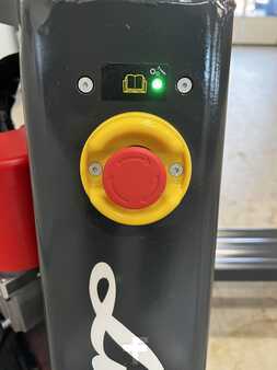Niederhubwagen 2022  Linde MT15C (9)
