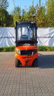 Wózki widłowe diesel 2019  Linde H14D (4)